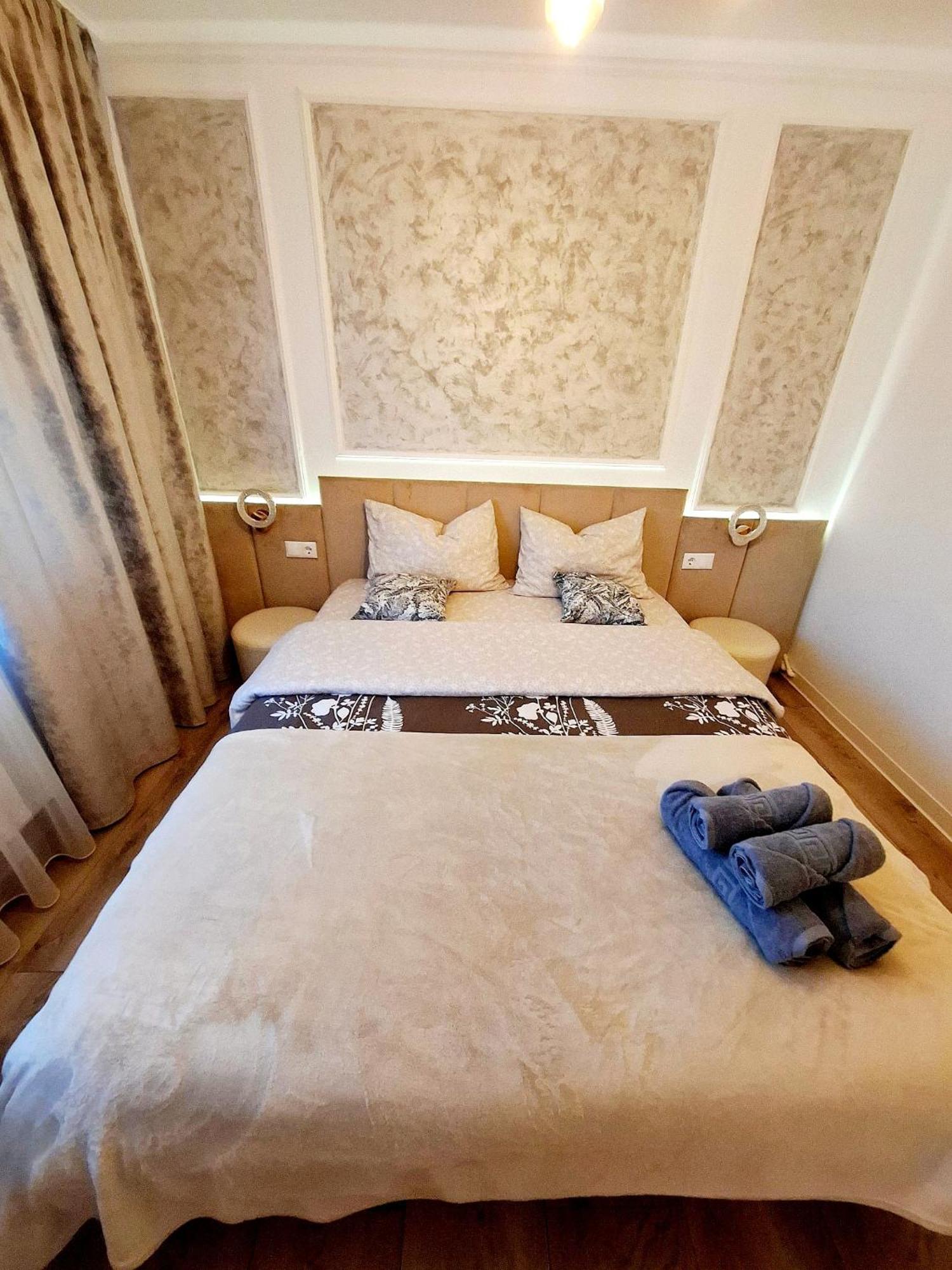 Dream Aparthotel Turda Eksteriør billede